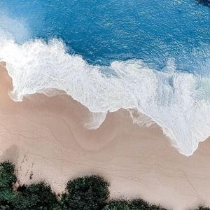 Meet your Posher, Anelaya